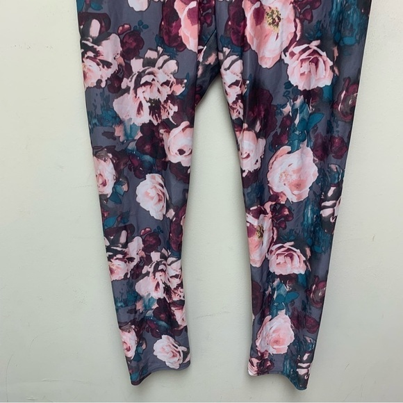 American Eagle Floral Leggings - Picture 9 of 10
